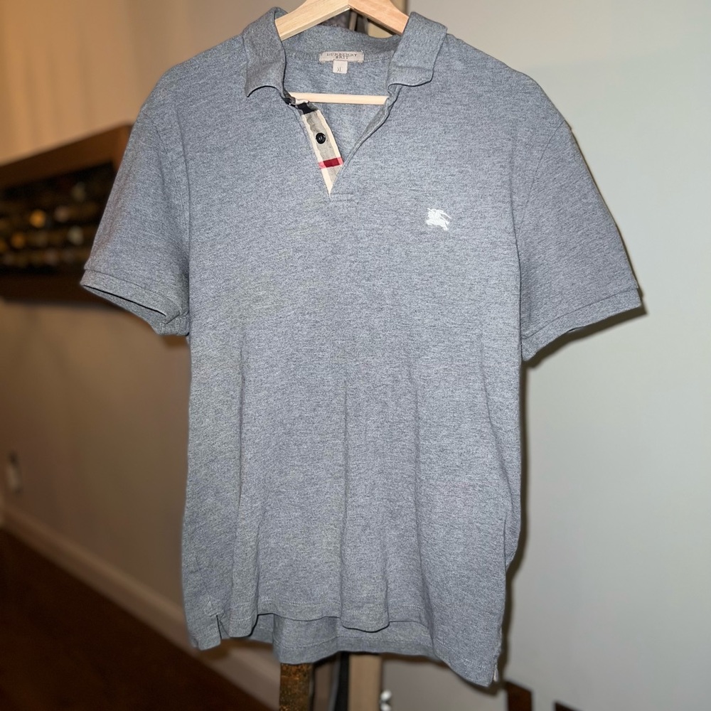 Burberry T-shirt